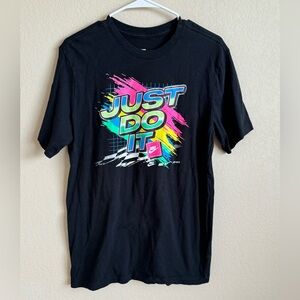 Nike Air Max 90 Pure Platinum Racing Just Do It Sportswear T-Shirt Size Medium